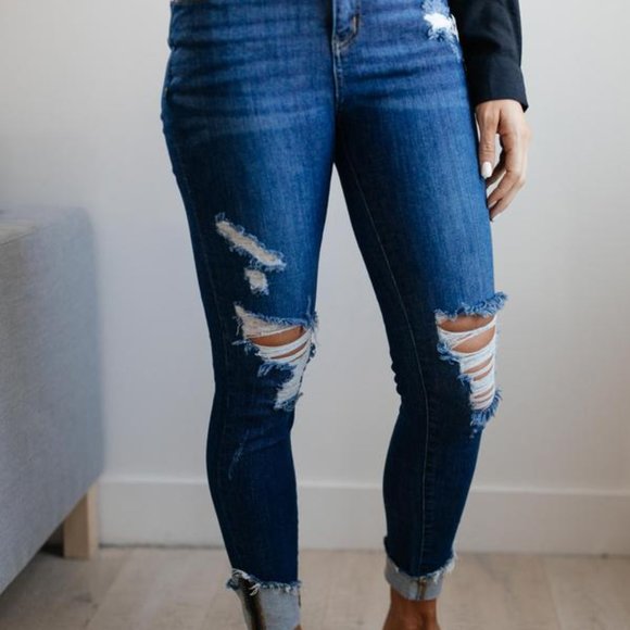 Copy of All About The Cuff Jeans - Picture 4 of 5